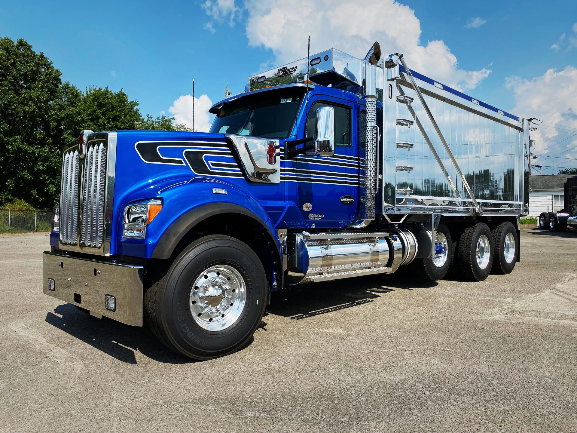 Construction - Youngstown Kenworth