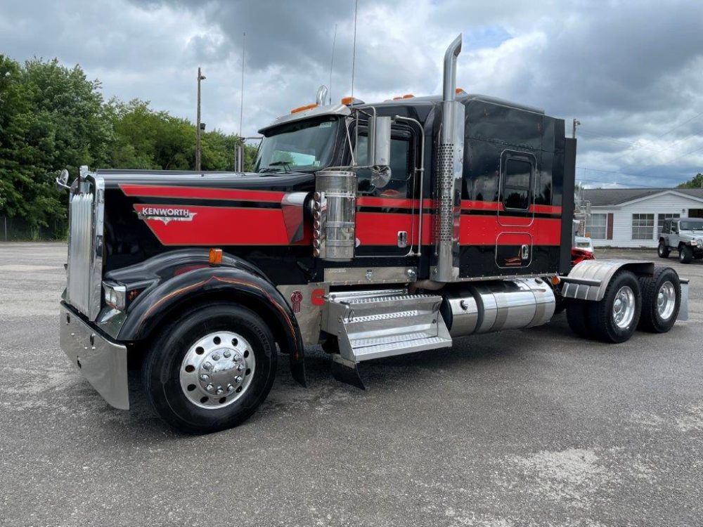 2020 W900L 72"ACF