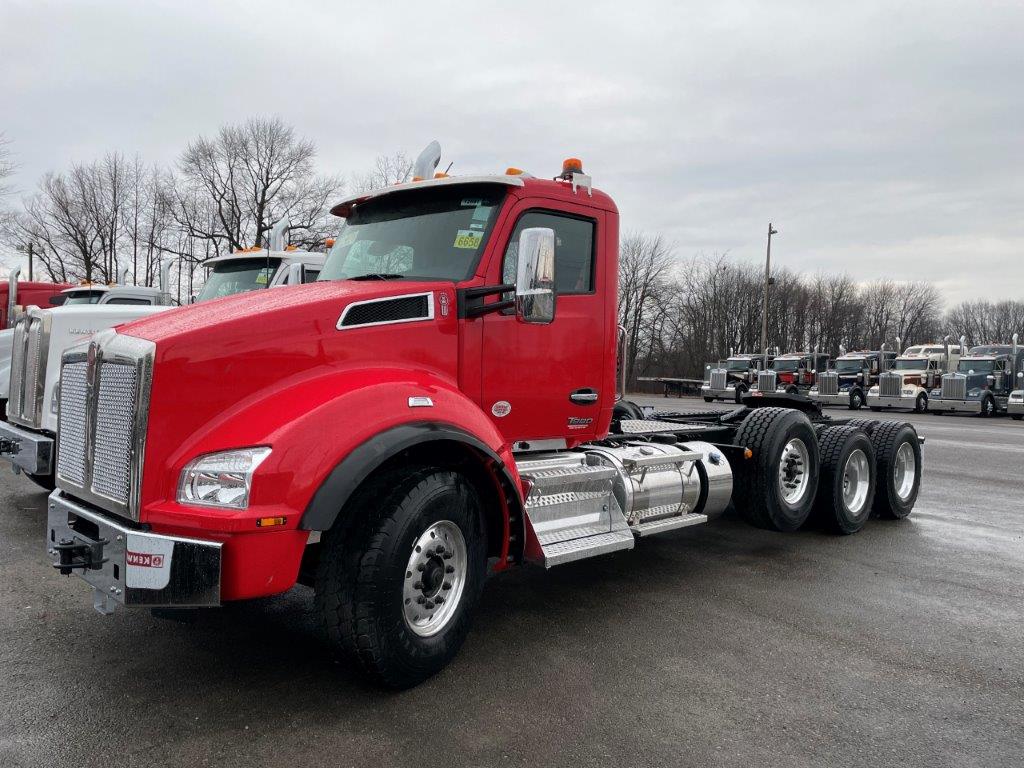 2025 Kenworth T880 Daycab 4axle Hh - Youngstown Kenworth