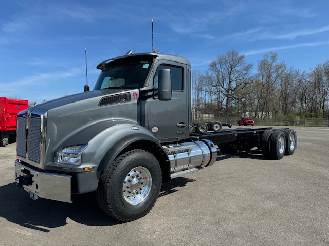 Kenworth Cab And Chassis For Sale 2025 Kenworth T880 6axle Aluminum Dump - Youngstown Kenworth