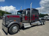 2025 Kenworth W900L 86"Studio