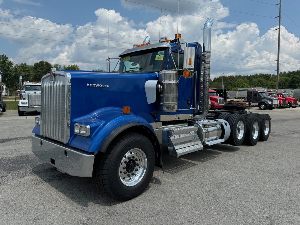 2025 Kenworth W900L Extended Daycab 4 Axle - Youngstown Kenworth