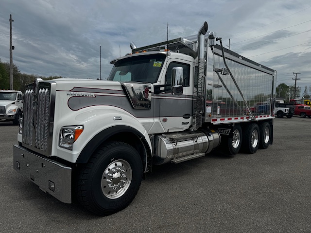 2025 Kenworth W990 Triaxle Alum Dump