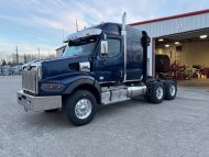 2022 Western Star 4900 sleeper