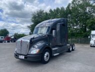2021 Kenworth T680 76"High